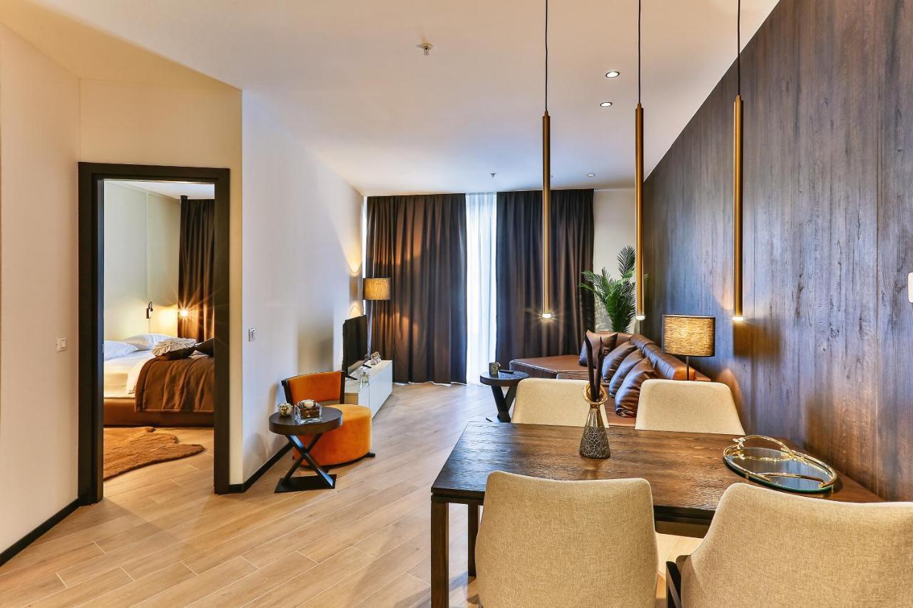 Green Stone Apartments Hotel ラファイロヴィチ エクステリア 写真
