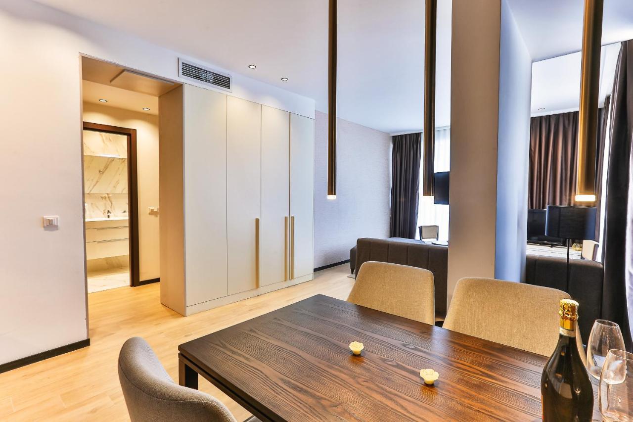 Green Stone Apartments Hotel ラファイロヴィチ エクステリア 写真