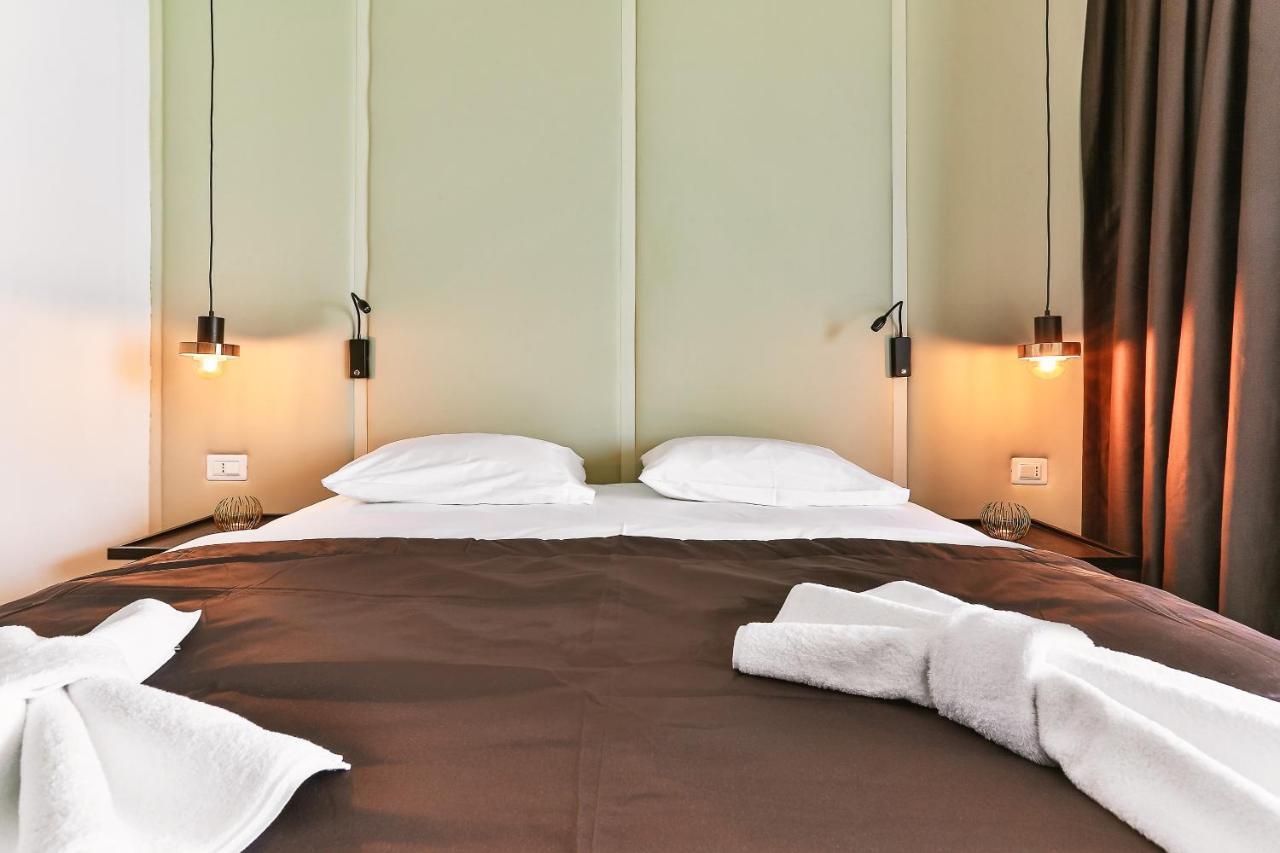 Green Stone Apartments Hotel ラファイロヴィチ エクステリア 写真