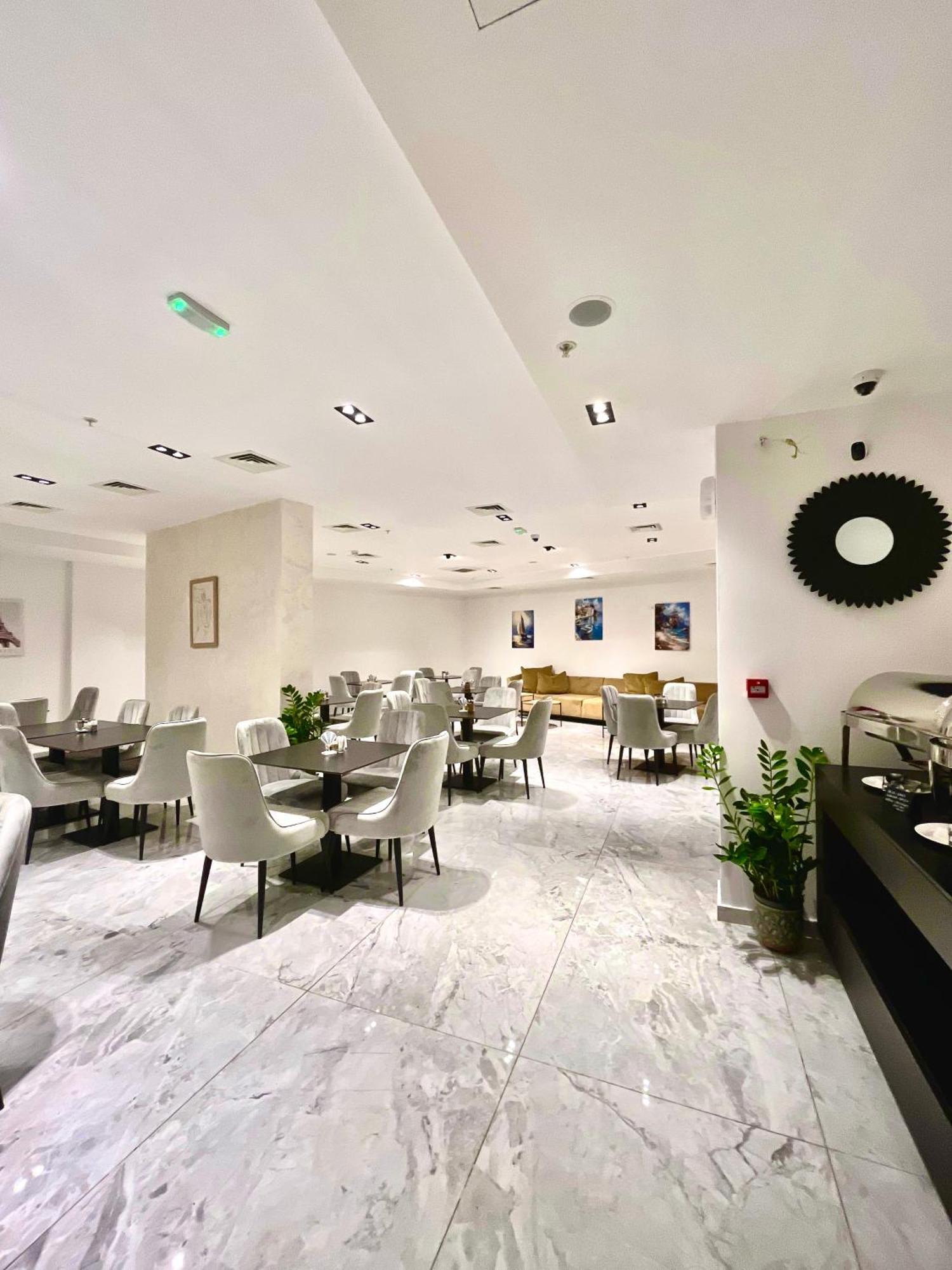 Green Stone Apartments Hotel ラファイロヴィチ エクステリア 写真